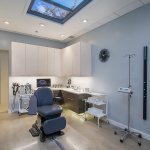 Chicago-Oral-Surgery---Andersonville---Operating-room