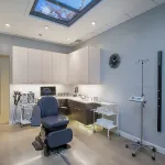 Chicago-Oral-Surgery---Andersonville---Operating-room